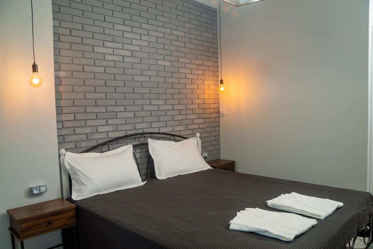 Hi Hotel アルマトイ エクステリア 写真